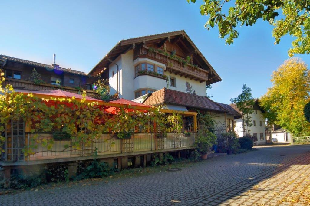 Hotel Landgasthof Zum Schildhauer Halfing Экстерьер фото
