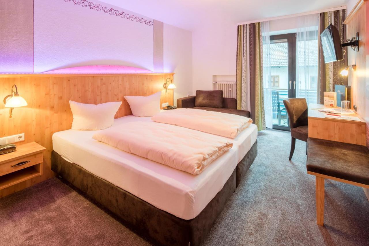 Hotel Landgasthof Zum Schildhauer Halfing Экстерьер фото